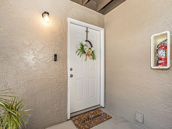 5th image of 1915 Agora Cir SE