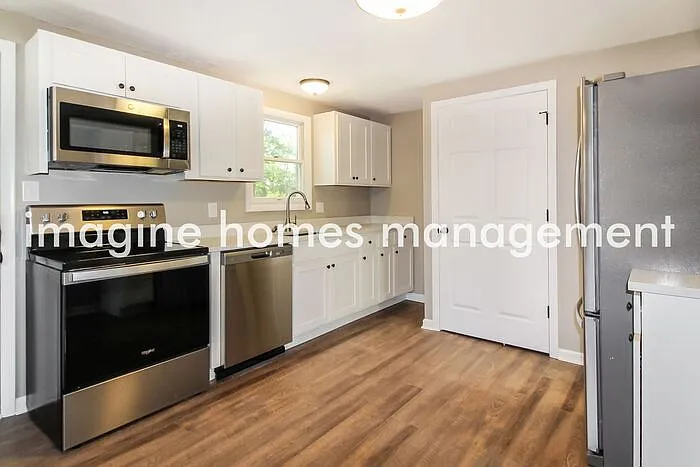 9336 Mount Vernon Dr — Photo 5