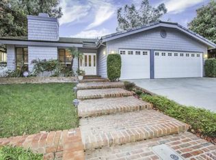 26021 La Cuesta Ave, Laguna Hills, CA 92653