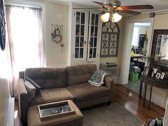 2nd image of 306 Main St APT 3