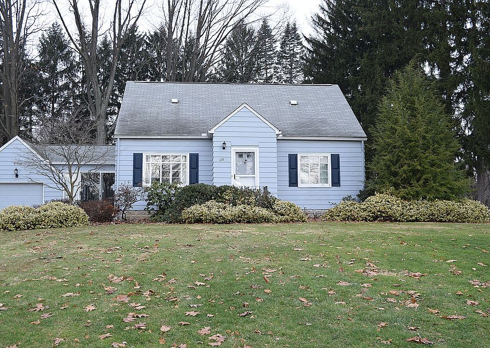 1st image of 418 Tallwood Dr