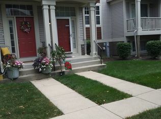 963 Apple Tree Ln #0, West Chicago, IL 60185