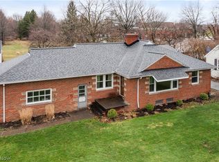 289 Richmond Rd, Richmond Heights, OH 44143