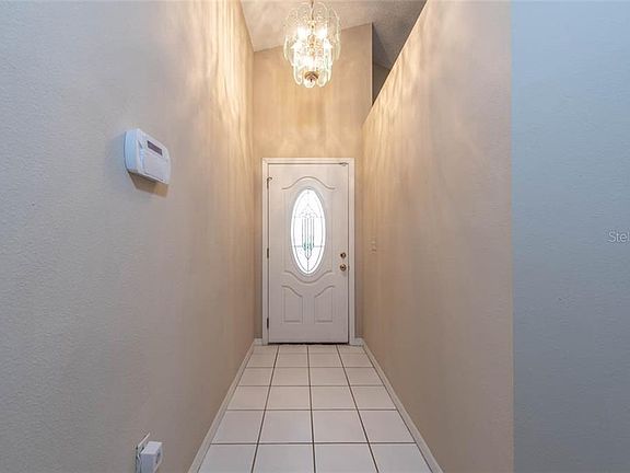 4th image of 2050 Sarah Louise Dr