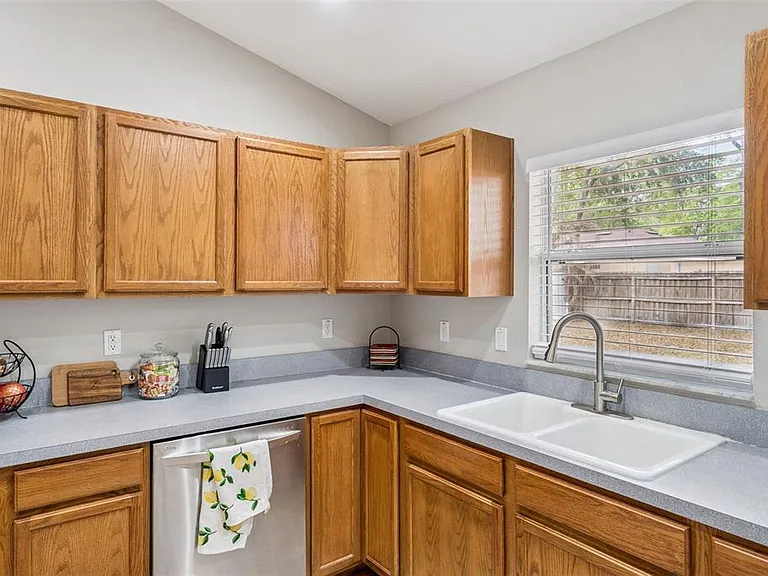 165 Quail Oaks Cir — Photo 10