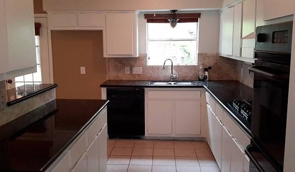 2nd image of 3434 Riverwood Park Dr