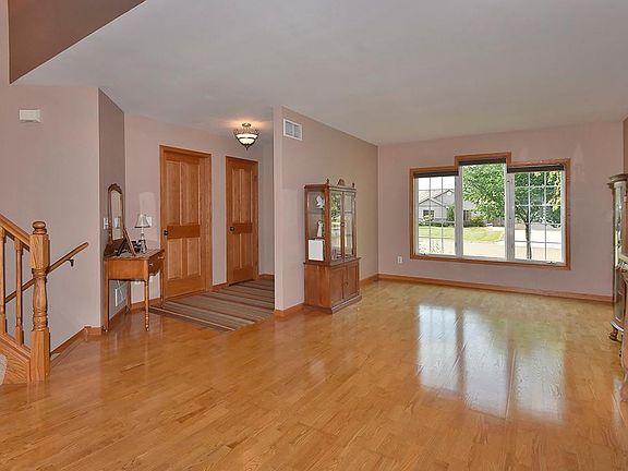 4th image of 2595 Mossy Creek Dr