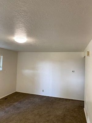 4th image of 385 E 200 N APT 4