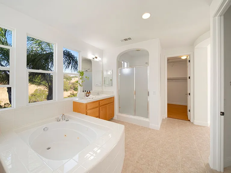 1578 Quiet Pond Ln — Photo 35