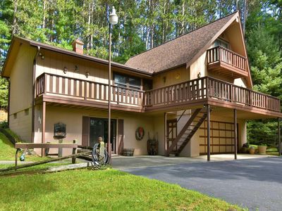 3233 Sunset Ln, Traverse City, MI, 49684
