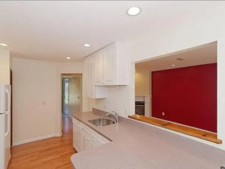 11 Cromwell Dr — Photo 9