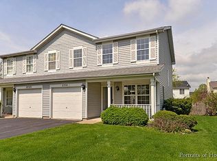 2721 Glenwood Ct, Naperville, IL 60564