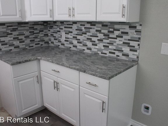 4th image of 7916 NW Terrace Hills Blvd