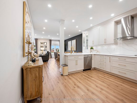 5th image of 7340 Markham Rd #204