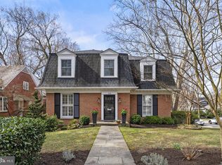 5758 Macarthur Blvd NW, Washington, DC