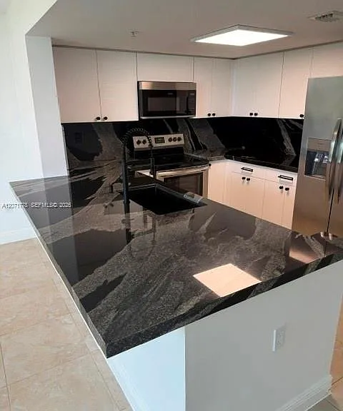 3000 Coral Way #511 — Photo 29