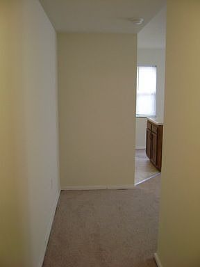 2nd image of 518 E Town St APT 120