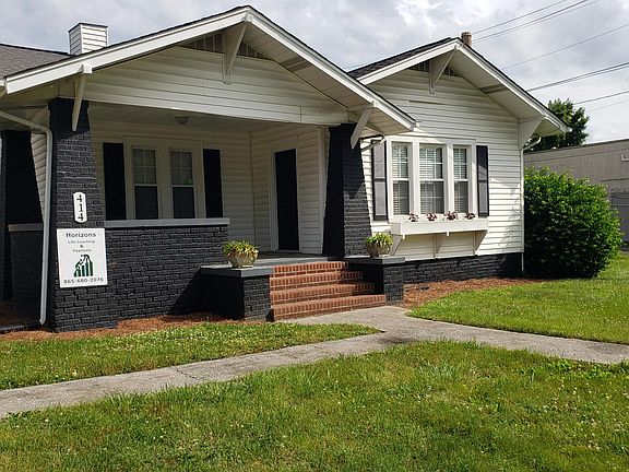 3rd image of 414 E Inskip Dr