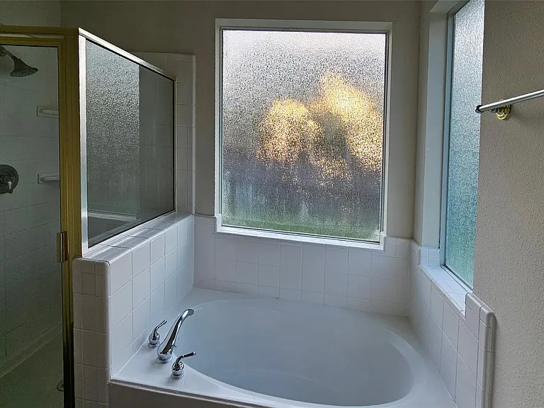 2202 Cherry Hill Ct — Photo 14
