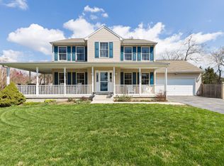 400 Overlook Dr, Lusby, MD 20657