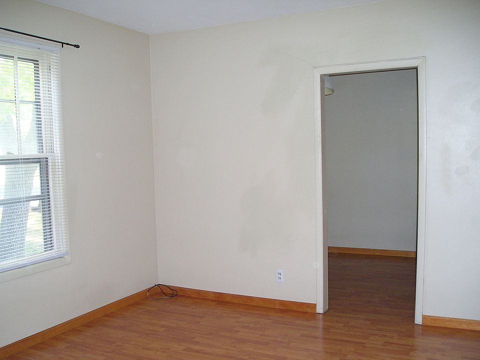 bedroom and bonus room