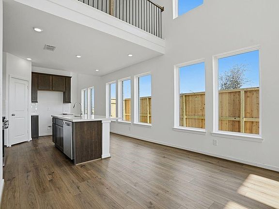 3rd image of 22123 Rangemore Dr