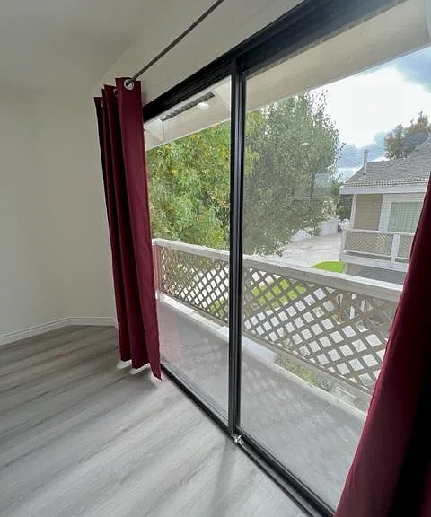 7893 Cerritos Ave — Photo 80