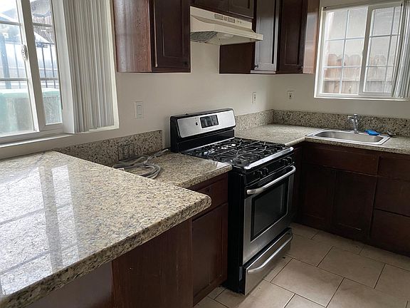 3rd image of 4432 W 169th St