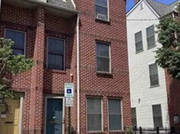 29 Ewing St, Trenton, NJ 08609