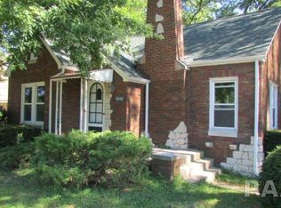 3848 N Brandywine Dr, Peoria, IL 61614