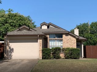 2705 Harvest Lake Dr, Irving, TX 75060