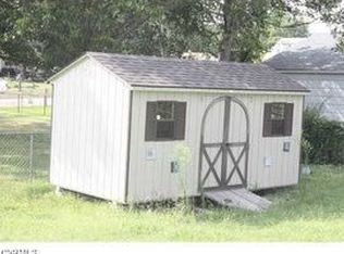 1913 Jackson St, Hopewell, VA 23860