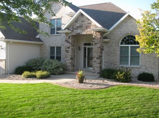 4130 S Woodendale Way, Appleton, WI 54915