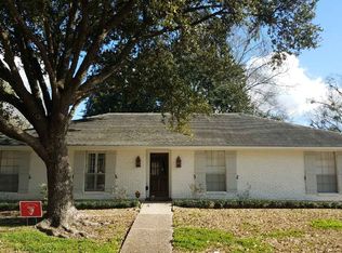 742 Chippenham Dr, Baton Rouge, LA 70808