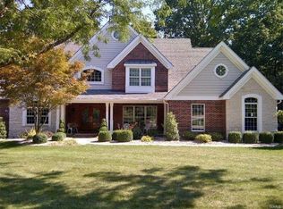 8 Sugar Creek Ln, Edwardsville, IL 62025