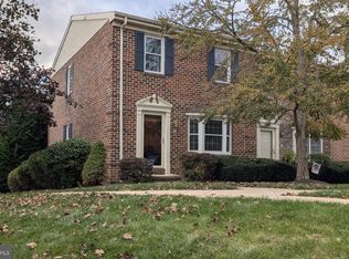 401 Chambers Rdg #401, York, PA 17402