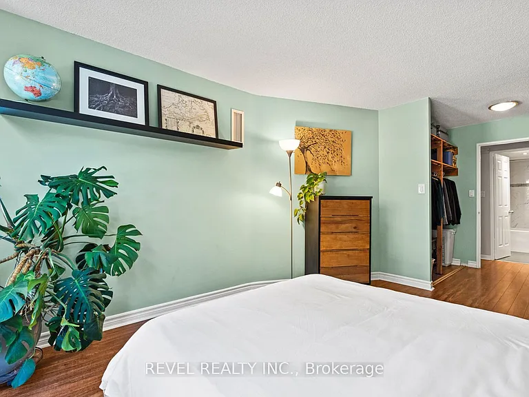 20 Southport St #302 — Photo 23