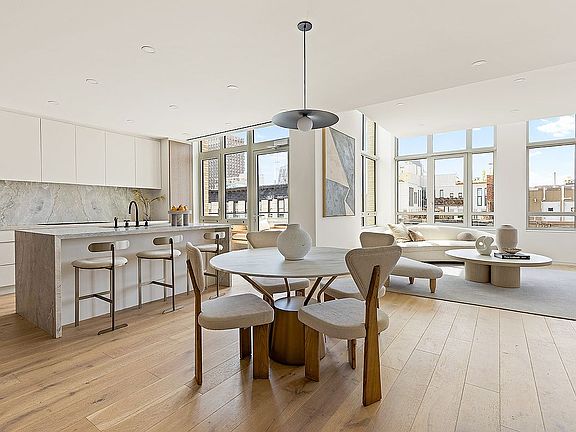 2nd image of 66 Clinton St Unit Penthouse