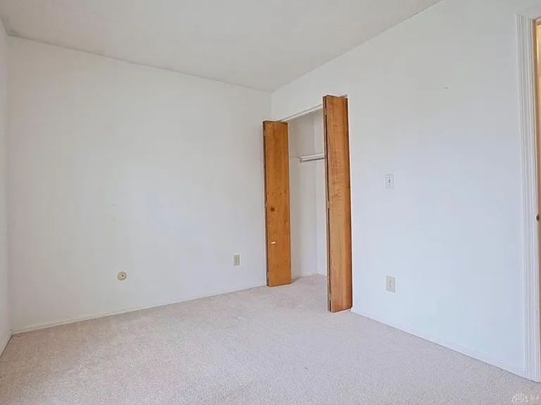 1445 Sanzon Dr — Photo 9