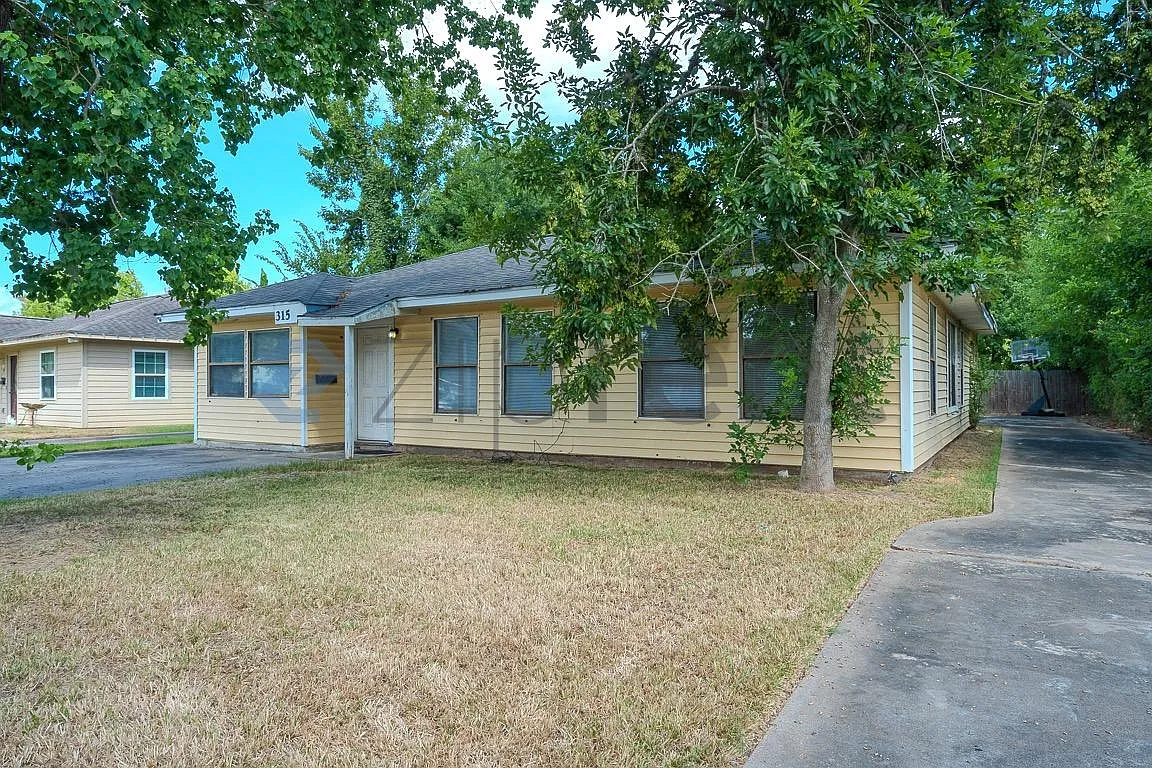 3 bed, 1467 sqft, $1,800 — Photo 2
