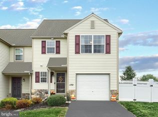 170 Cedar Run Dr, York, PA 17404