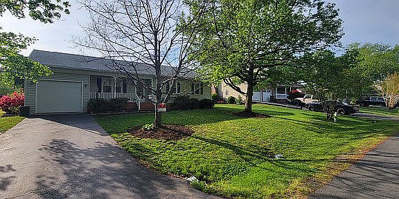 2nd image of 11710 Pierce Ct
