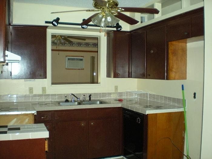 2nd image of 409 Parkview Ave