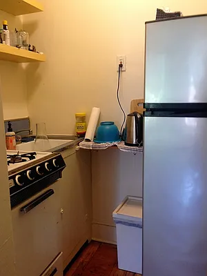 Rented by Tbshaw Realty Associates | media 16