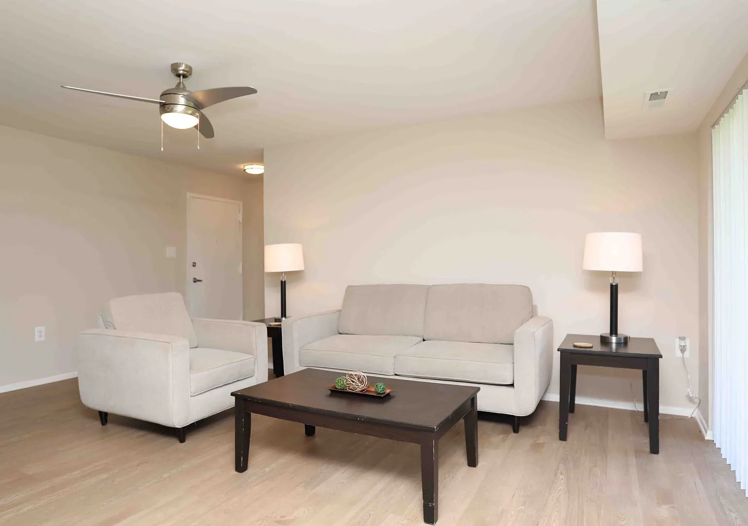Lafayette Apartments — Photo 1