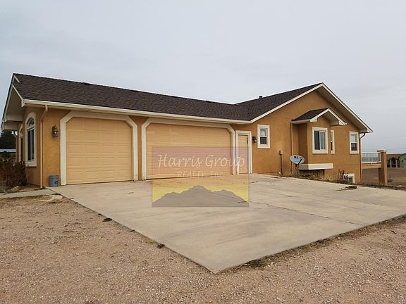 Exterior-3 Car Garage