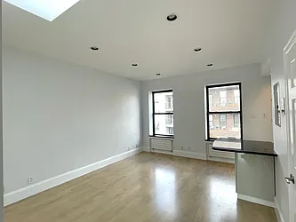 Rented by (Legacy) Elegran