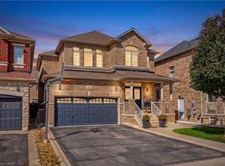 23 McKnight Ave, Hamilton, ON L8B0R5
