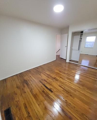1st image of 3619 Sullivan Ave