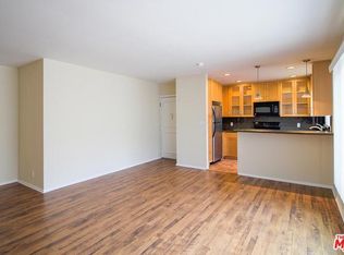 435 S Palm Dr APT 4, Beverly Hills, CA 90212